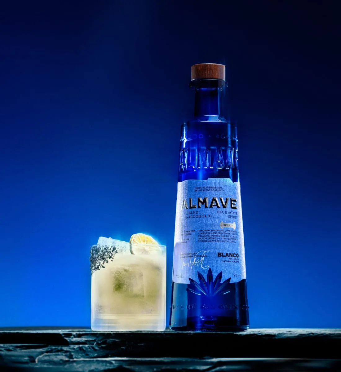 Almave Blanco Tequila alkoholfrei Flasche Agave
